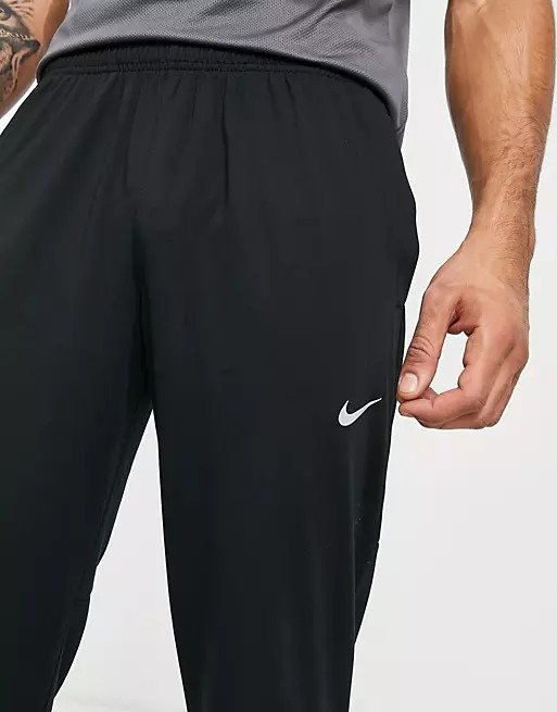 Challenger Dri-FIT knitted joggers in black
