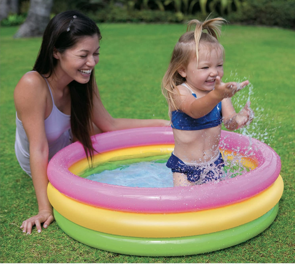 Intex宝宝充气泳池 小宝贝开心玩水玩起来