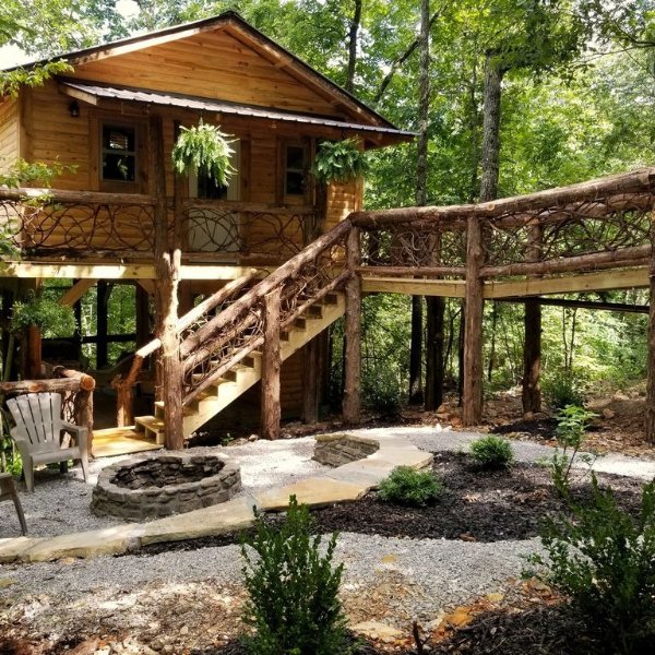The 87Getaway Secluded Treehouse Escape - Mountain View
