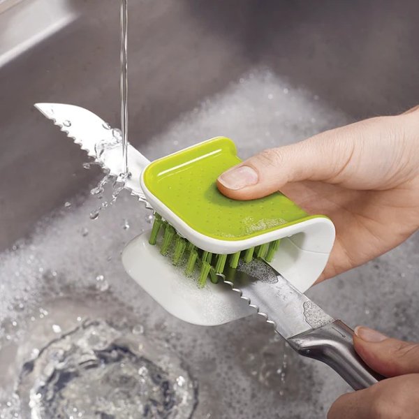 Green BladeBrush Knife Cleaner
