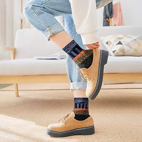 5-6 Pairs Womens Wool Socks Cold Weather Vintage Soft Warm Socks Thick Knit Cozy Winter Socks for Women