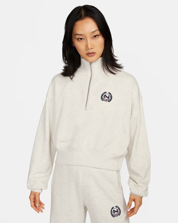 Sportswear Women's Oversized 1/2-Zip Crop Fleece Sweatshirt..com