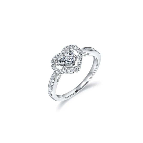 Lady Heart 18K White Gold Diamond Ring | Chow Sang Sang Jewellery eShop