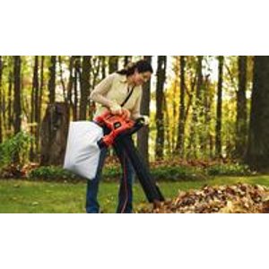 Black & Decker Leafhog Blower Vac with 8' Hose and Trashcan Cover (LH4500)