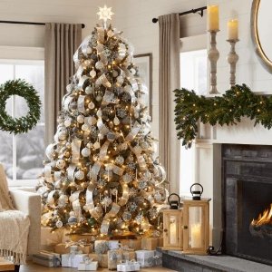 The Home Depot 精选圣诞树、彩色灯串、圣诞装饰品等热卖