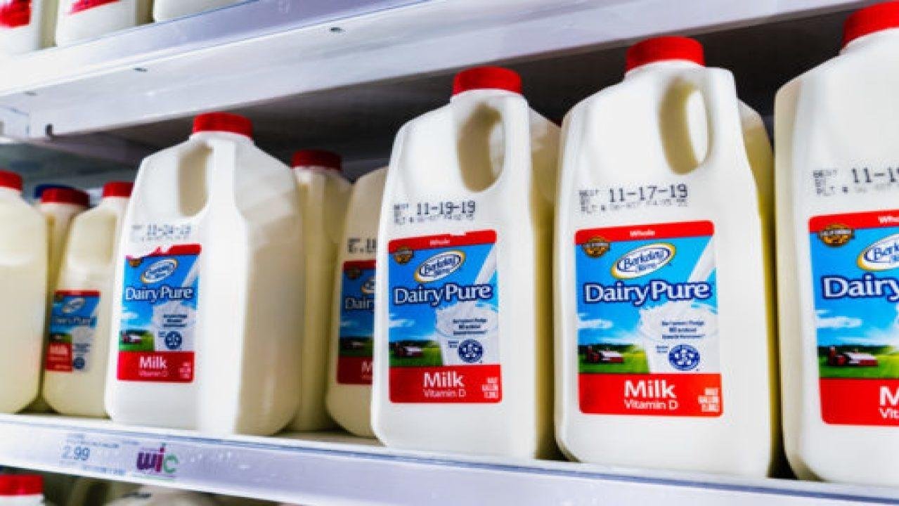 【营养师分析】全脂牛奶vs脱脂牛奶到底怎么选？