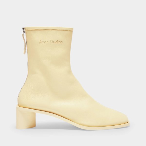 Ankle Boots in Beige Leather
