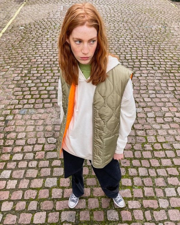 quilted bomber vest with contrast lining in khaki