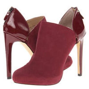 Select Women's Shoes Clearance @ 6PM.com