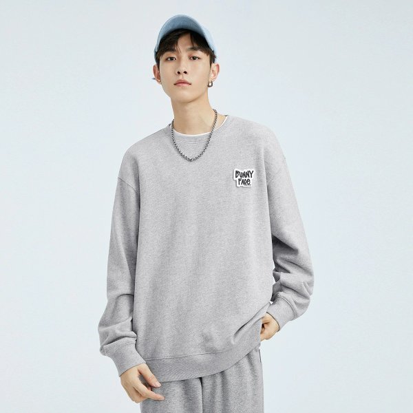 Gray Solid label Decor Sweatshirt | Peacebird Men Fashion