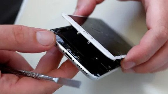 告别天价维修！苹果自助维修网上商店上线，提供官方零件购买，自己可以修复iPhone了！