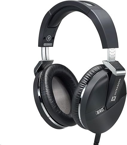 Performance 840 Headphones. Professional Closed-Back Audio Accessory for Music and Studio. S Logic Technology. Foldable with Noeprene Case., Black