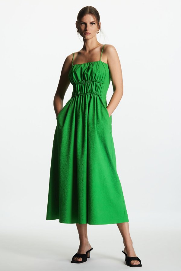 SHIRRED MIDI DRESS - GREEN - Dresses - COS