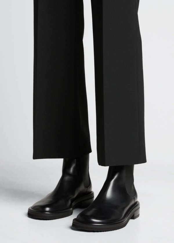 Pipe Leather Chelsea Booties