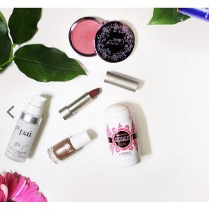 Sitewide on Orders over $60 + Free Gift on Orders over $50 @B-Glowing