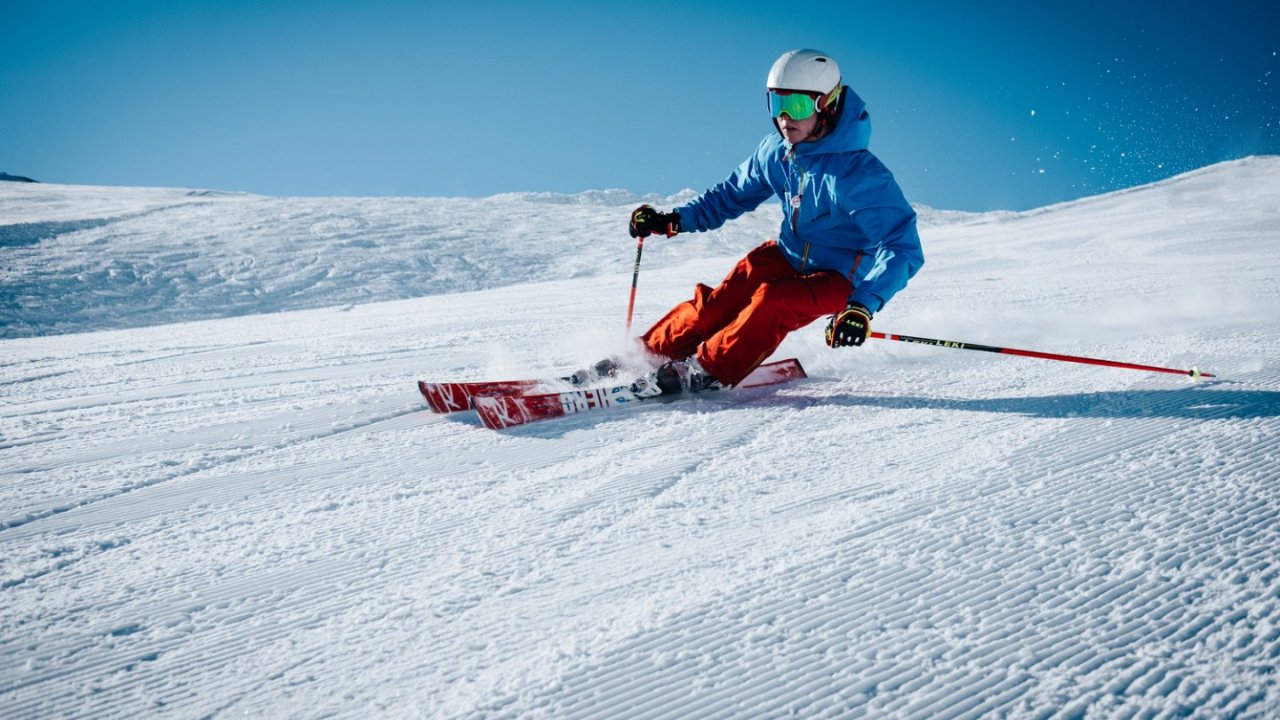 走，一起去滑雪 | 滑雪装备怎么买？滑雪地点推荐，以及新手滑雪需要做什么准备？