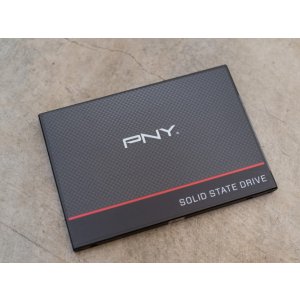 PNY CS1311 480GB SATA III TLC 固态硬盘