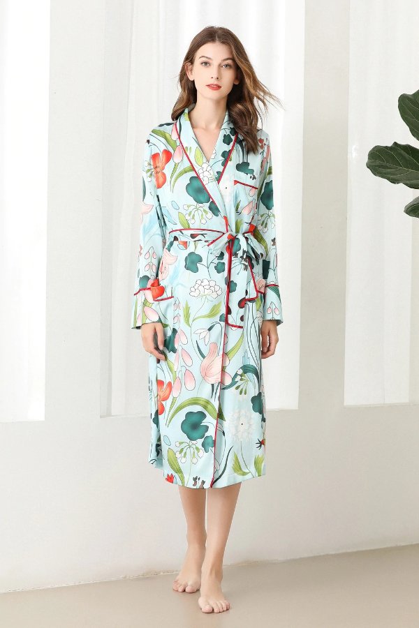 Lykke Home | 19 Momme Mulberry Silk Floral Robe Dressing Gown