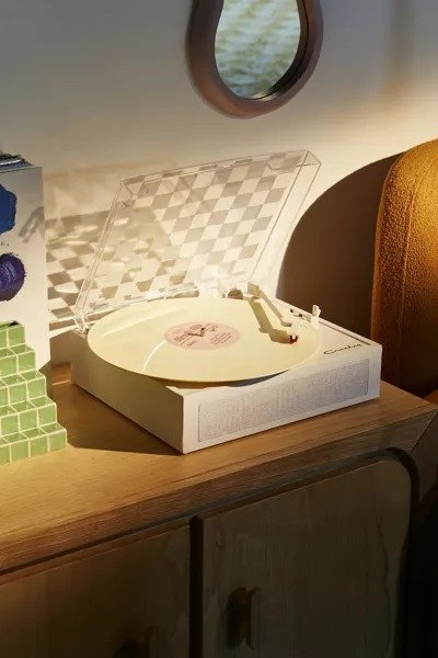 UO Exclusive Checkered Ryder Turntable