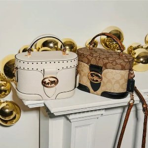 COACH Outlet  闪促 腰带礼盒新包装$71，腕带手拿包$26