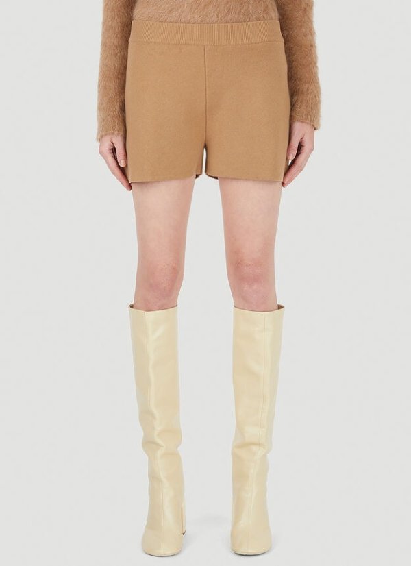 Acro Shorts in Camel