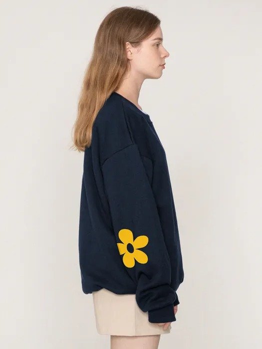 Elbow OF Drawing Flower White Clip Sweatshirt Navy
