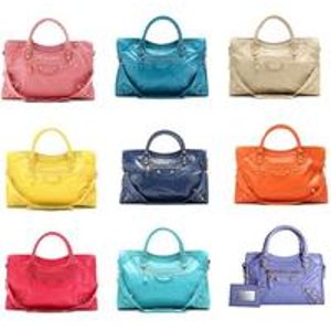 Balenciaga Designer Handbags & More on Sale @ Gilt