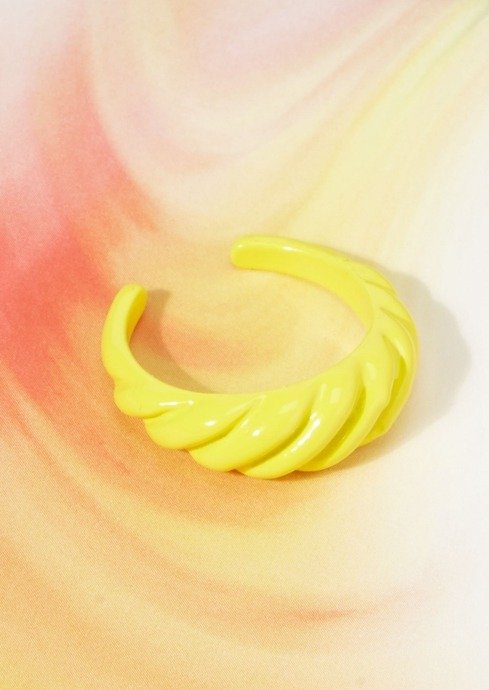 Yellow Croissant Twist Ring