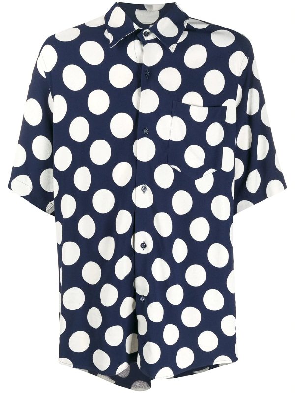 short-sleeved polka dot shirt