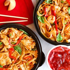 Pei Wei 限时活动 香辣韩式烧烤牛排、泰国椰子咖喱鸡等可选