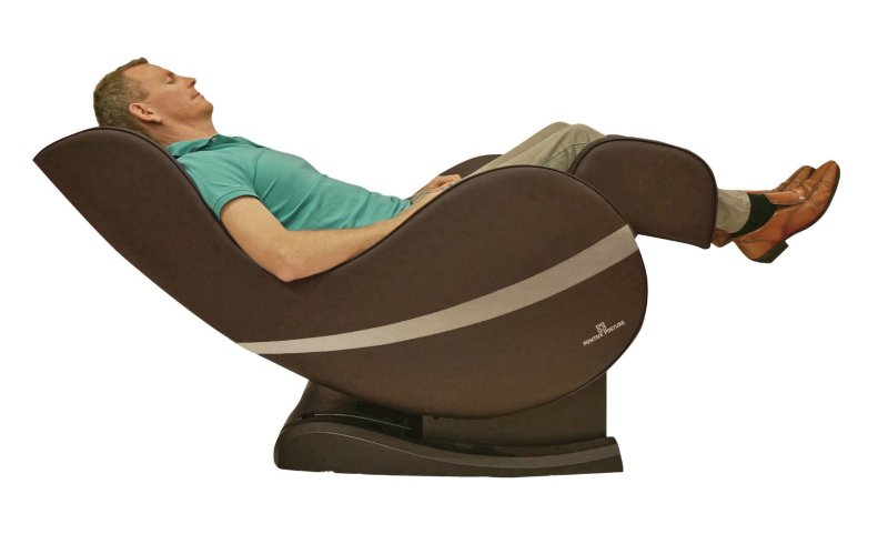 Sol_Reclined_Person_Isolated_toning-medium