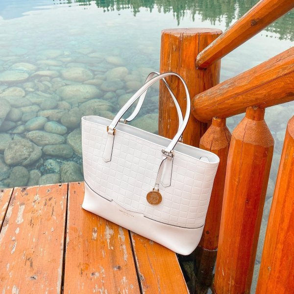 Easy Croc Embossed Leather Tote Bag