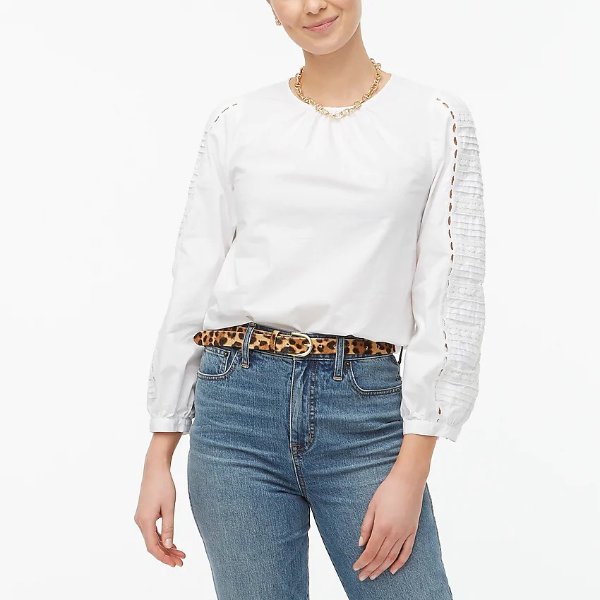 Cotton poplin puff-sleeve top with eyelet