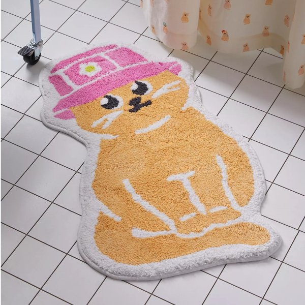Bucket Hat Cat Bath Mat