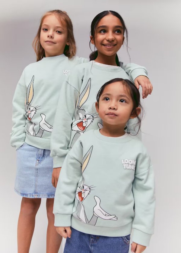 Bugs Bunny sweatshirt