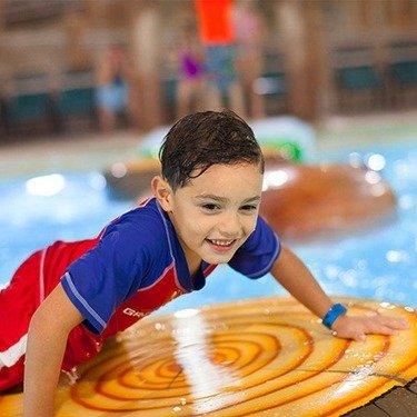 Stay with Daily Water Park Passes at Great Wolf Lodge Wisconsin Dells