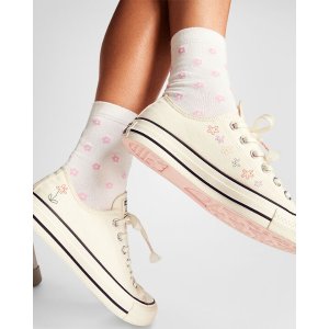 ConverseChuck Taylor All Star Embroidered Little Flowers