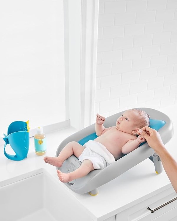 Baby Bath Tub, Moby Recline and Rinse