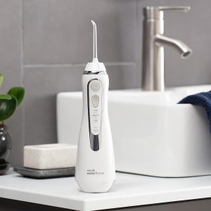 Waterpik Cordless Water Flosser Rechargeable Portable Oral irrigator for Travel & Home – Cordless Advanced, Wp-560 White