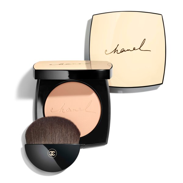 LES BEIGES Exclusive Creation Healthy Glow Sheer Powder N°10 | CHANEL