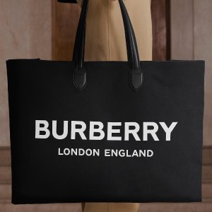 Burberry 经典单品热卖，$556收格纹斜挎包