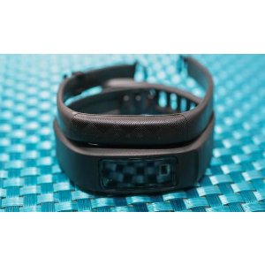 Garmin Vivofit 2 Bluetooth Fitness Band with Optional Heart Rate Monitor