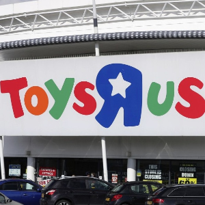 ToysRUs 已确认将关闭所有美国和英国门店，礼卡需在4/15前用完