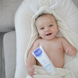 Mustela 妙思乐专业婴幼儿洗护品牌 给你的宝宝放心洗香香