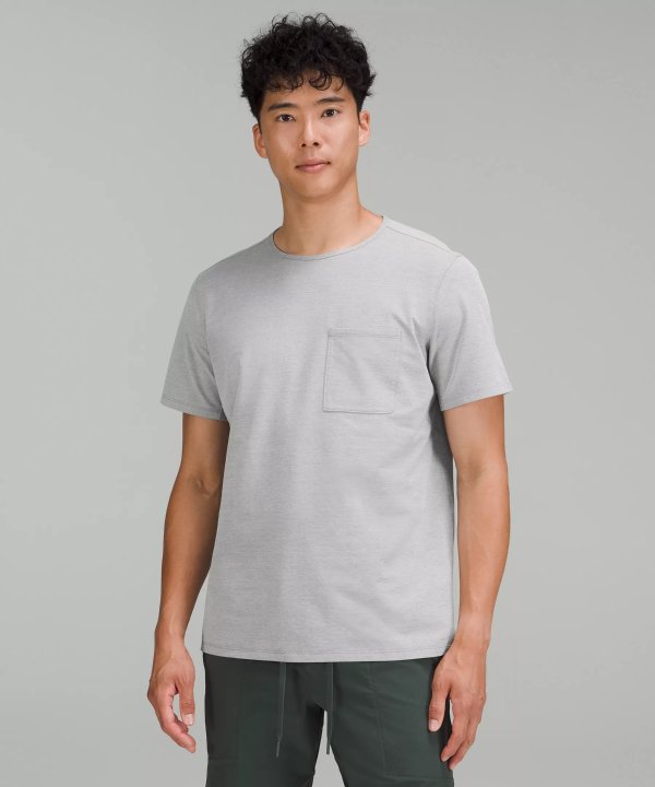 Chest Pocket Relaxed Fit T-Shirt *Oxford | Men's Short Sleeve Shirts & Tee's | lululemon