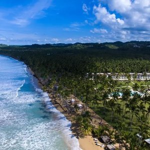 ✈ 4-Night Adult Only All-Inclusive Viva V Samana by Wyndham with Air from Travel By Jen - Samana, Dominican Republic