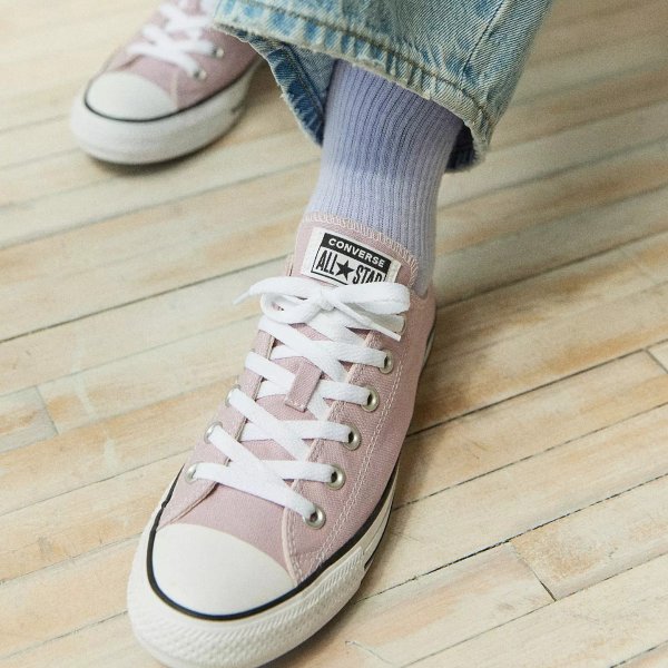 Chuck Taylor All Star Low Top Sneaker