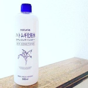 日本NATURIE 薏仁美白保湿全能化妆水 500ml