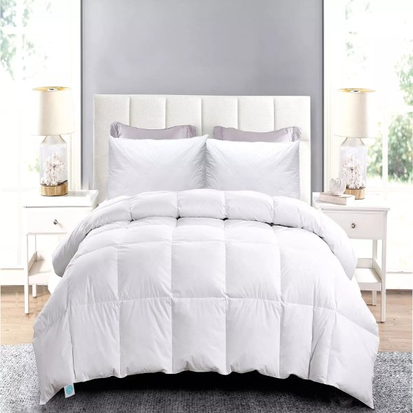 White Goose Feather and Down Comforter and Pillow Set (Various Sizes)