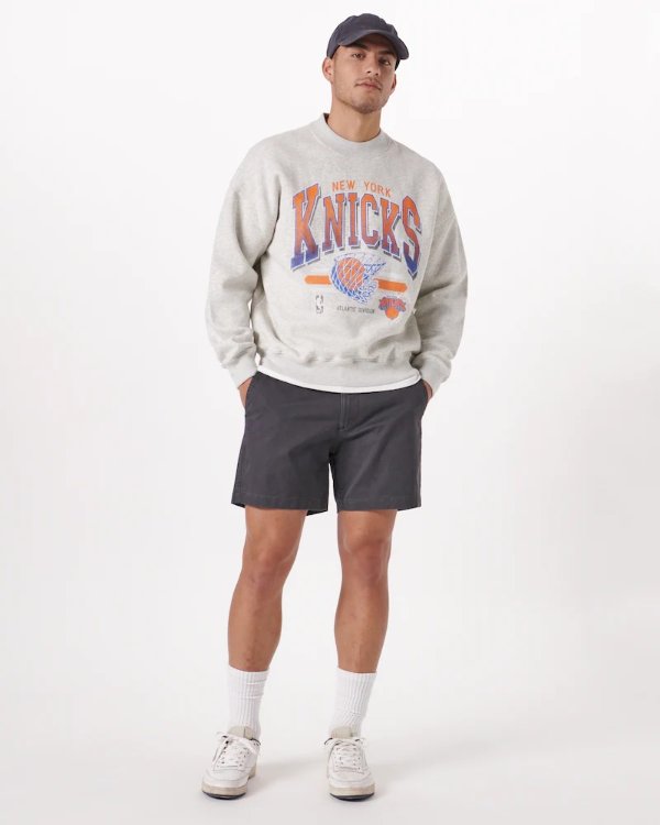 Men's New York Knicks Crew Sweatshirt | Men's New Arrivals | Abercrombie.com